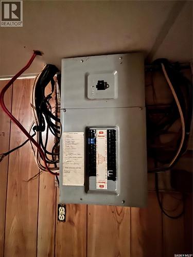 108 2Nd Avenue S, Macrorie, SK - Indoor