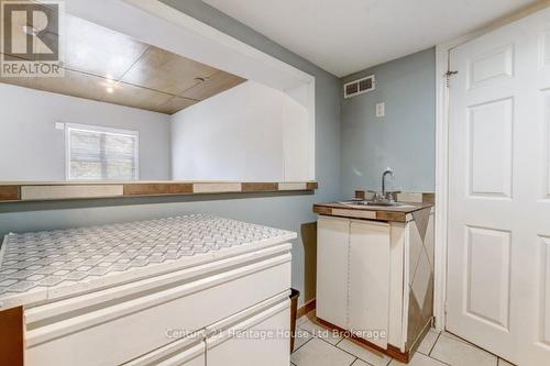 584572 Beachville Road, South-West Oxford (Beachville), ON - Indoor