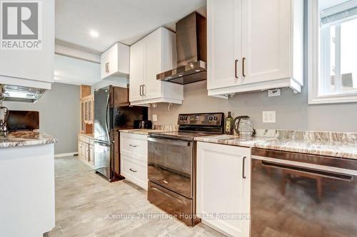 584572 Beachville Road, South-West Oxford (Beachville), ON - Indoor Photo Showing Kitchen