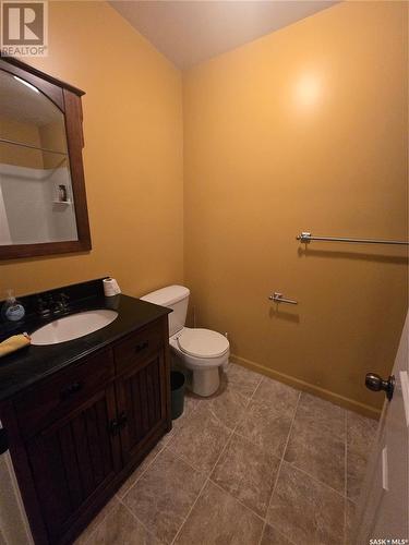 495 Second Avenue, Benson Rm No. 35, SK - Indoor Photo Showing Bathroom