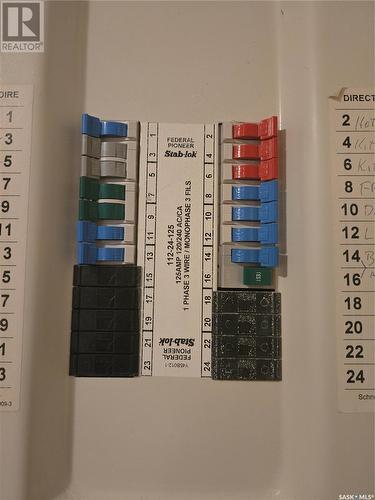 495 Second Avenue, Benson Rm No. 35, SK - Indoor Photo Showing Other Room