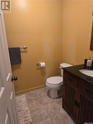 495 Second Avenue, Benson Rm No. 35, SK - Indoor Photo Showing Bathroom