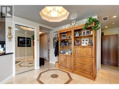 3178 Via Centrale Drive Unit# 2211, Kelowna, BC - Indoor Photo Showing Other Room