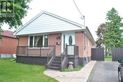 BSMT 0 BD - 985 VICTORIA PARK AVENUE  Toronto, ON M4B 2J4