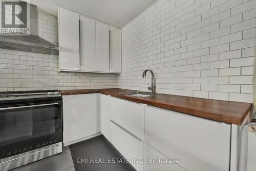 1226 Old Carp Road, Ottawa, ON - Indoor Photo Showing Kitchen