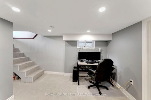 746 Roxborough Avenue, Hamilton, ON - Indoor