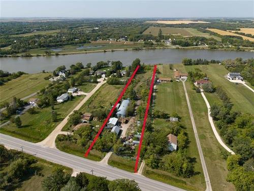 6524 Henderson Hwy, St Clements, MB 