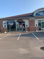 100-B-20 Boul. des Châteaux  Blainville, QC J8B 1Z8