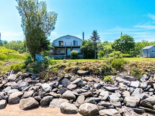 102 Pheasant Road, North Grand Pre, NS 