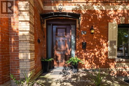 14 Halton Street, Toronto, ON - Outdoor