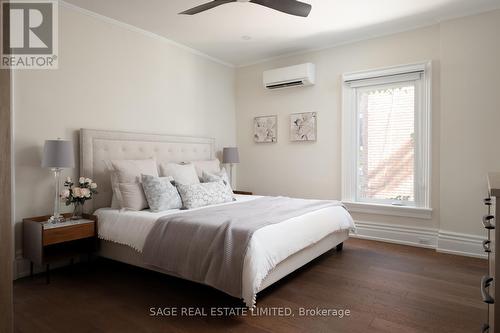 14 Halton Street, Toronto, ON - Indoor Photo Showing Bedroom