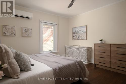 14 Halton Street, Toronto, ON - Indoor Photo Showing Bedroom
