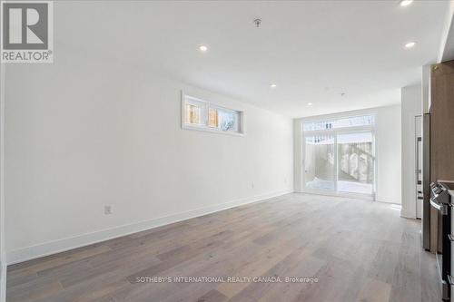 683 Melbourne Avenue, Ottawa, ON - Indoor Photo Showing Other Room
