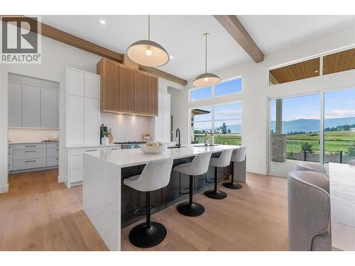 271 Chicopee Road Unit# 4, Vernon, BC - Indoor Photo Showing Dining Room