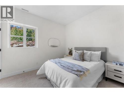 271 Chicopee Road Unit# 4, Vernon, BC - Indoor Photo Showing Bedroom