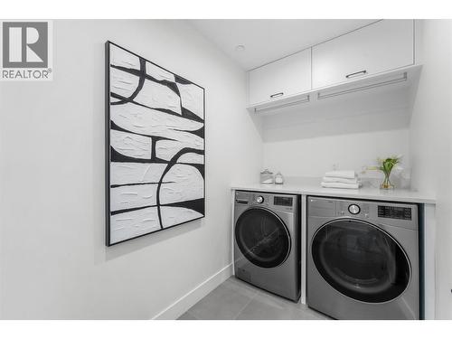 271 Chicopee Road Unit# 4, Vernon, BC - Indoor Photo Showing Laundry Room