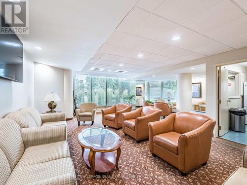 202 - 310 Mill Street S, Brampton, ON - Indoor Photo Showing Living Room