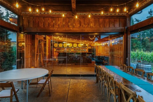 2400 Anderton Rd, Comox, BC 