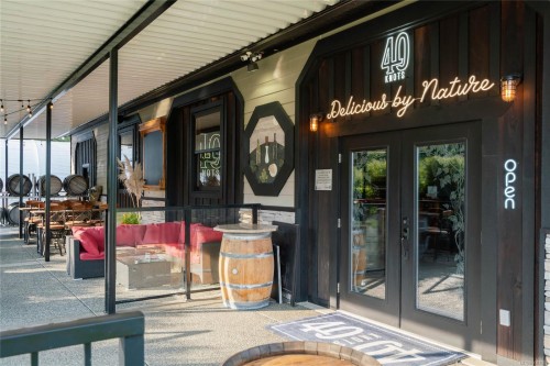 2400 Anderton Rd, Comox, BC 