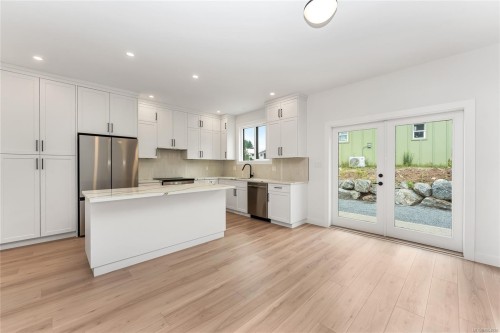 219 Cowichan Lake Rd, Lake Cowichan, BC 