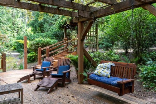 3272 Roper Rd, Nanaimo, BC 