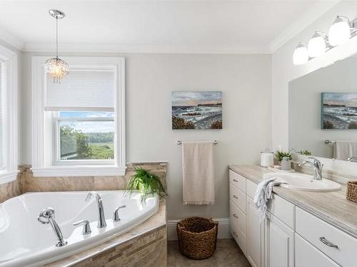 7770 Highway 221, Centreville, NS 