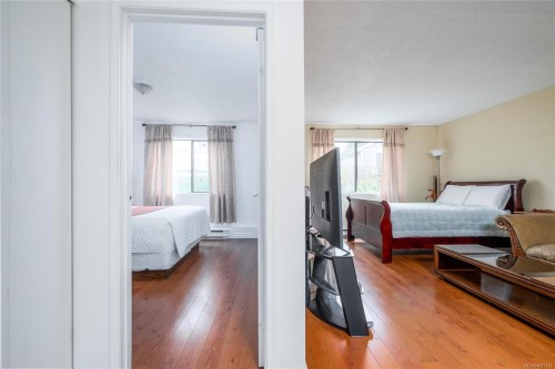 1568 Chaplin St, Crofton, BC 