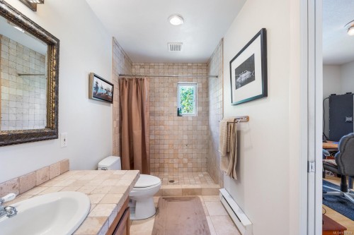 1901 East Rd, Denman Island, BC 