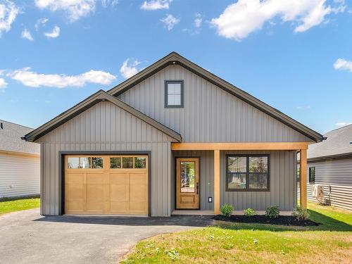 32 Reddin Heights  Stratford, PE C1B 1Z4