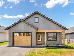 32 Reddin Heights  Stratford, PE C1B 1Z4