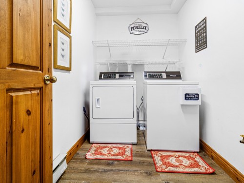 Salle de lavage - 202 Ch. Des Chênes, Sainte-Anne-Des-Lacs, QC - Indoor Photo Showing Laundry Room