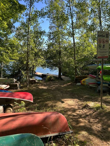 Accès au plan d'eau - 202 Ch. Des Chênes, Sainte-Anne-Des-Lacs, QC - Outdoor