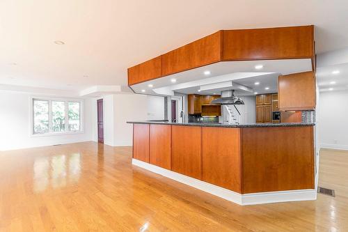 Dinette - 97 Rue Chatillon, Dollard-Des-Ormeaux, QC - Indoor Photo Showing Kitchen