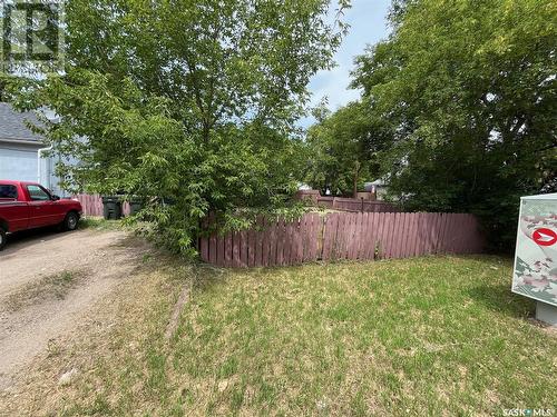 630 5Th Avenue E, Prince Albert, SK - Outdoor