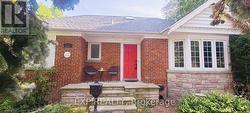 25 MCCLINCHY AVENUE  Toronto, ON M8X 2H9