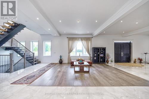 6196 Ravenshoe Road, Georgina, ON - Indoor