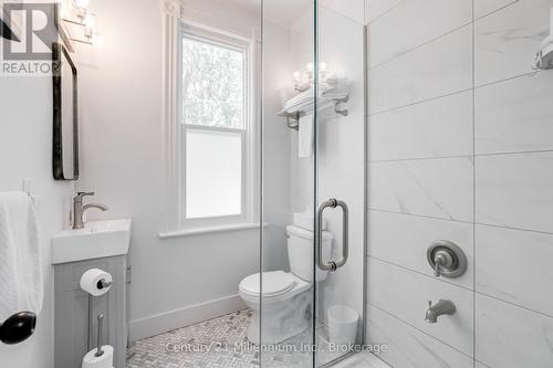 439 Birch Street, Collingwood, ON - Indoor Photo Showing Bathroom