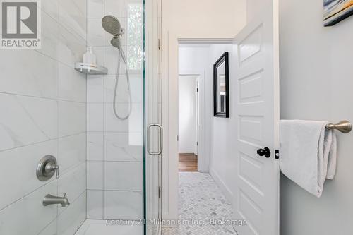 439 Birch Street, Collingwood, ON - Indoor Photo Showing Bathroom