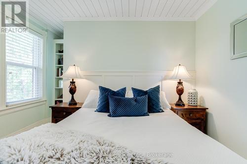 439 Birch Street, Collingwood, ON - Indoor Photo Showing Bedroom