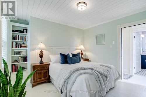 439 Birch Street, Collingwood, ON - Indoor Photo Showing Bedroom