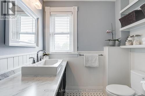 439 Birch Street, Collingwood, ON - Indoor Photo Showing Bathroom