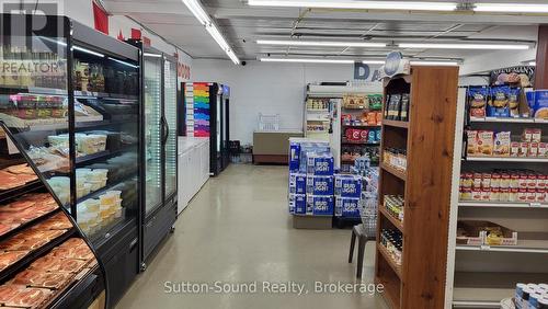 68 Sauble Falls Road, South Bruce Peninsula, ON - Indoor Photo Showing Other Room
