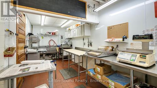 68 Sauble Falls Road, South Bruce Peninsula, ON - Indoor Photo Showing Other Room