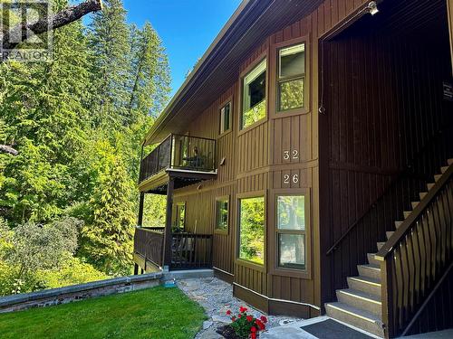 1691 3A Highway Unit# 32  Nelson, BC V1L 6J8