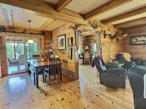Salle à manger - 1997 Ch. Adrien-Denis, Laniel, QC - Indoor Photo Showing Dining Room