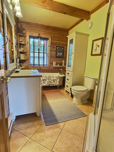 Salle de bains - 1997 Ch. Adrien-Denis, Laniel, QC - Indoor Photo Showing Bathroom