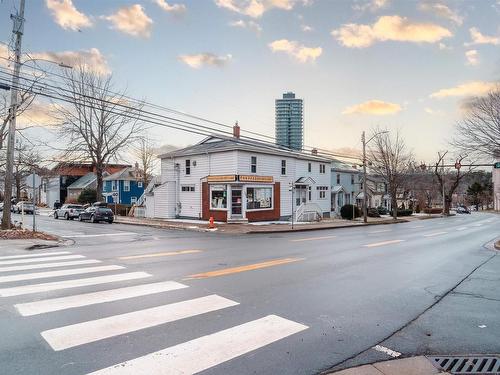 7018 Chebucto, Halifax, NS 