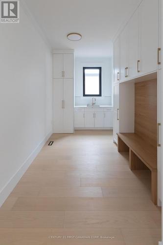 3104 Gillespie Trail, London South (South V), ON - Indoor Photo Showing Other Room