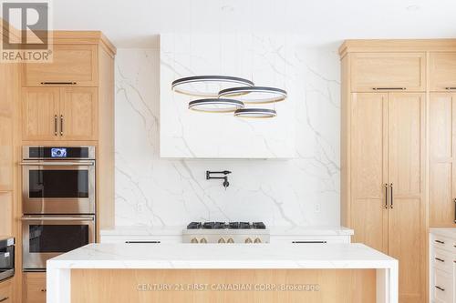 3104 Gillespie Trail, London South (South V), ON - Indoor Photo Showing Kitchen