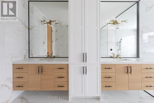 3104 Gillespie Trail, London South (South V), ON - Indoor Photo Showing Bathroom